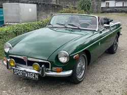 Grün Gebraucht 1977 MG B Cabrio | 13.800 €