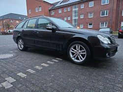 Schwarz Gebraucht 2006 Mercedes C180 Limousine | 2.750 € (Fairer Preis)