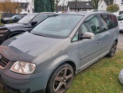 Grau Gebraucht 2007 VW Touran Van / Kleinbus | 1.600 € (Superpreis)