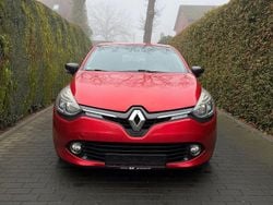 Rot Gebraucht 2015 Renault Clio IV Intens Kleinwagen | 4.950 € (Fairer Preis)