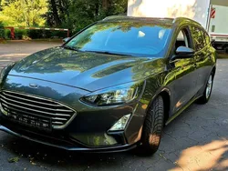 Grau Gebraucht 2020 Ford Focus Kombi | 10.500 € (Superpreis)