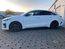 Weiß Gebraucht 2021 Kia ProCeed Limousine | 22.990 € (Fairer Preis)