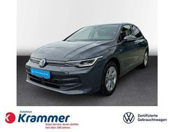 Grau Gebraucht 2024 VW Golf VIII Life Limousine | 28.560 € (Fairer Preis)