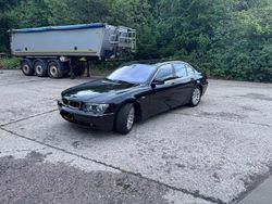 Schwarz Gebraucht 2003 BMW 760 Limousine | 8.300 €