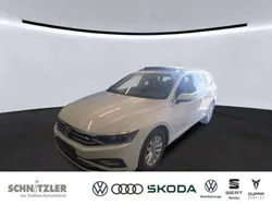 Weiß Gebraucht 2022 VW Passat Business Kombi | 26.950 € (Etwas zu teuer)