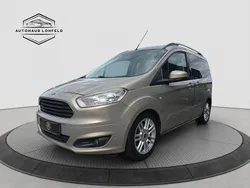 Silber Gebraucht 2014 Ford Tourneo Courier Trend Van / Kleinbus | 8.900 € (Fairer Preis)