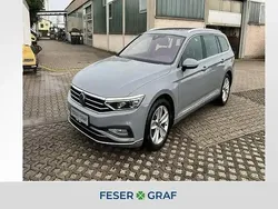 Mondsteingrau Gebraucht 2022 VW Passat Kombi | 21.440 € (Fairer Preis)