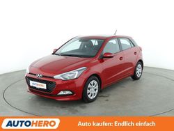 Rot Gebraucht 2018 Hyundai i20 Trend Limousine | 11.240 € (Fairer Preis)