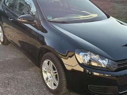 Schwarz Gebraucht 2010 VW Golf VI Trendline Kleinwagen | 3.300 € (Superpreis)