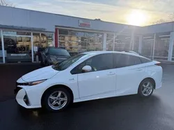 Weiß Gebraucht 2019 Toyota Prius Plug-in Hybrid Comfort Kleinwagen | 23.900 € (Fairer Preis)