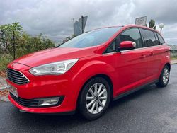 Rot Gebraucht 2017 Ford Grand C-Max Van / Kleinbus | 5.800 € (Guter Preis)