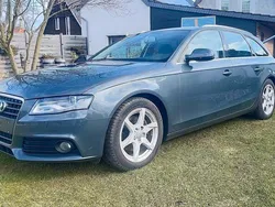Grau Gebraucht 2011 Audi A4 Kombi | 9.400 € (Etwas zu teuer)