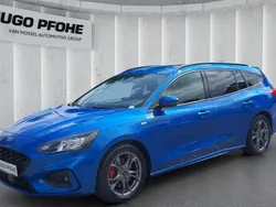 Blau Gebraucht 2021 Ford Focus ST-Line X Kombi | 18.940 € (Fairer Preis)
