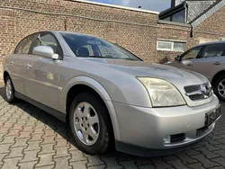 Silber Gebraucht 2004 Opel Vectra Elegance Limousine | 1.999 € (Fairer Preis)