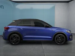 Blau Neu 2025 VW T-Roc R-line SUV | 30.849 € (Etwas zu teuer)