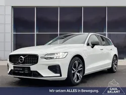 Ice white / solid Gebraucht 2020 Volvo V60 R-Design Kombi | 33.770 € (Etwas zu teuer)