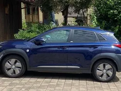 Blau Gebraucht 2020 Hyundai Kona Premium SUV | 19.876 € (Guter Preis)