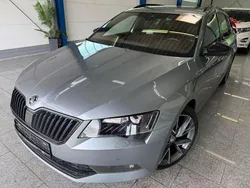 Business grau metallic Gebraucht 2019 Skoda Superb SportLine Kombi | 20.790 € (Fairer Preis)