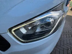 Weiß Gebraucht 2019 Ford Transit Custom Trend Van / Kleinbus | 21.990 € (Etwas zu teuer)