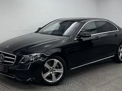 Obsidianschwarz (metallic) Gebraucht 2019 Mercedes E220 Avantgarde Limousine | 30.300 € (Superpreis)