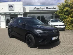 Grenadillschwarz metallic Gebraucht 2025 VW Tiguan R-line SUV | 52.970 € (Superpreis)