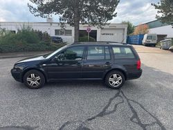 Schwarz Gebraucht 2002 VW Golf IV Edition Kombi | 399 € (Guter Preis)