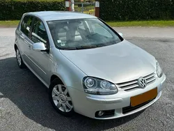 Silber Gebraucht 2004 VW Golf V Limousine | 5.999 € (Teuer)