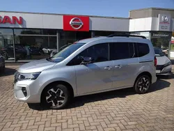 Grau Neu 2024 Nissan Townstar Tekna Van / Kleinbus | 28.570 € (Fairer Preis)