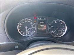 Weiß Gebraucht 2018 Mercedes Vito Van / Kleinbus | 8.200 €