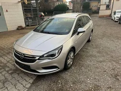 Silber Gebraucht 2019 Opel Astra Edition Kombi | 9.900 € (Fairer Preis)