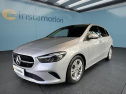 Silber Gebraucht 2024 Mercedes B200 Van / Kleinbus | 31.649 € (Guter Preis)