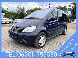 Blau Gebraucht 2005 Mercedes Vaneo Van / Kleinbus | 750 € (Superpreis)