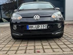 Schwarz Gebraucht 2014 VW up! Black Edition Kleinwagen | 4.999 €
