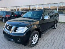 Schwarz Gebraucht 2012 Nissan Navarra SUV | 12.500 €