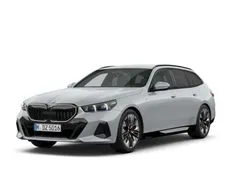 Grau Gebraucht 2024 BMW 540 M Sport Kombi | 68.930 €