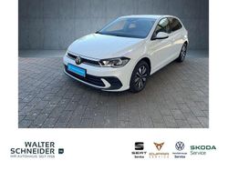 Pure white Gebraucht 2024 VW Polo Move Limousine | 18.950 € (Fairer Preis)