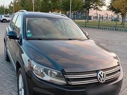 Schwarz Gebraucht 2012 VW Tiguan SUV | 7.999 € (Superpreis)