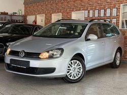 Reflexsilber Gebraucht 2011 VW Golf Trendline Kombi | 2.990 € (Guter Preis)