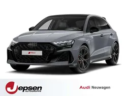 Nardograu individuallackierung Neu 2025 Audi RS3 Sportback Sport Kleinwagen | 72.970 € (Fairer Preis)