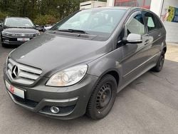 Grau Gebraucht 2009 Mercedes 170 Kleinwagen | 2.290 € (Guter Preis)