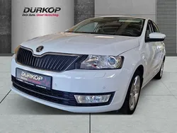 Weiß Gebraucht 2016 Skoda Rapid Joy Limousine | 9.950 € (Fairer Preis)