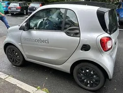 Grau Gebraucht 2017 Smart ForTwo Coupé Basis Kleinwagen | 8.850 € (Superpreis)