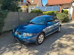 Blau Gebraucht 2002 Audi A3 Limousine | 4.999 € (Teuer)