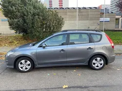 Grau Gebraucht 2013 Hyundai i30 Kombi | 5.150 € (Guter Preis)