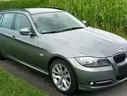 Grau Gebraucht 2012 BMW 320 Lifestyle Kombi | 9.200 € (Guter Preis)