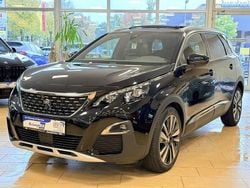 Schwarz lackierung schwarz perla nera/me (metallic) Gebraucht 2020 Peugeot 5008 GT Van / Kleinbus | 24.000 € (Superpreis)
