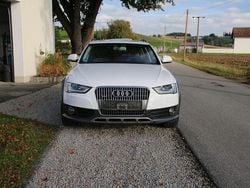 Weiß Gebraucht 2015 Audi A4 Allroad Kombi | 18.200 € (Etwas zu teuer)
