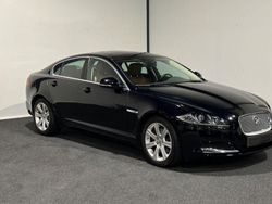 Schwarz Gebraucht 2011 Jaguar XF Limousine | 9.999 € (Fairer Preis)