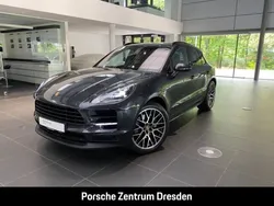 Vulkangraumetallic (metallic) Gebraucht 2021 Porsche Macan SUV | 63.890 €
