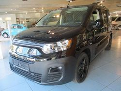 Schwarz Gebraucht 2024 Fiat e-Doblò Launch Edition Van / Kleinbus | 29.990 € (Fairer Preis)